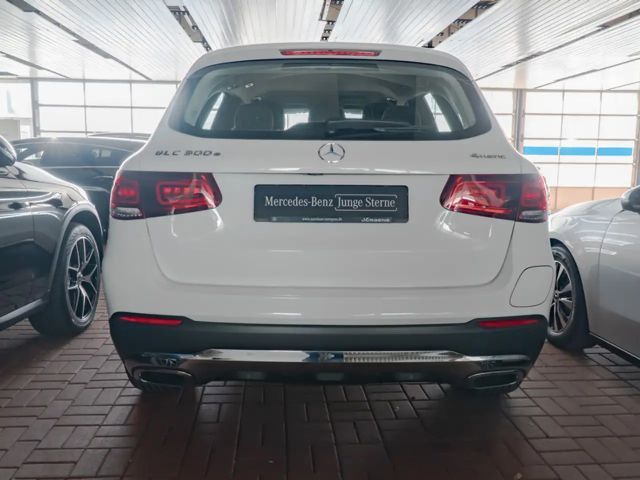 Mercedes-Benz GLC 300 4MATIC GLC 300 e