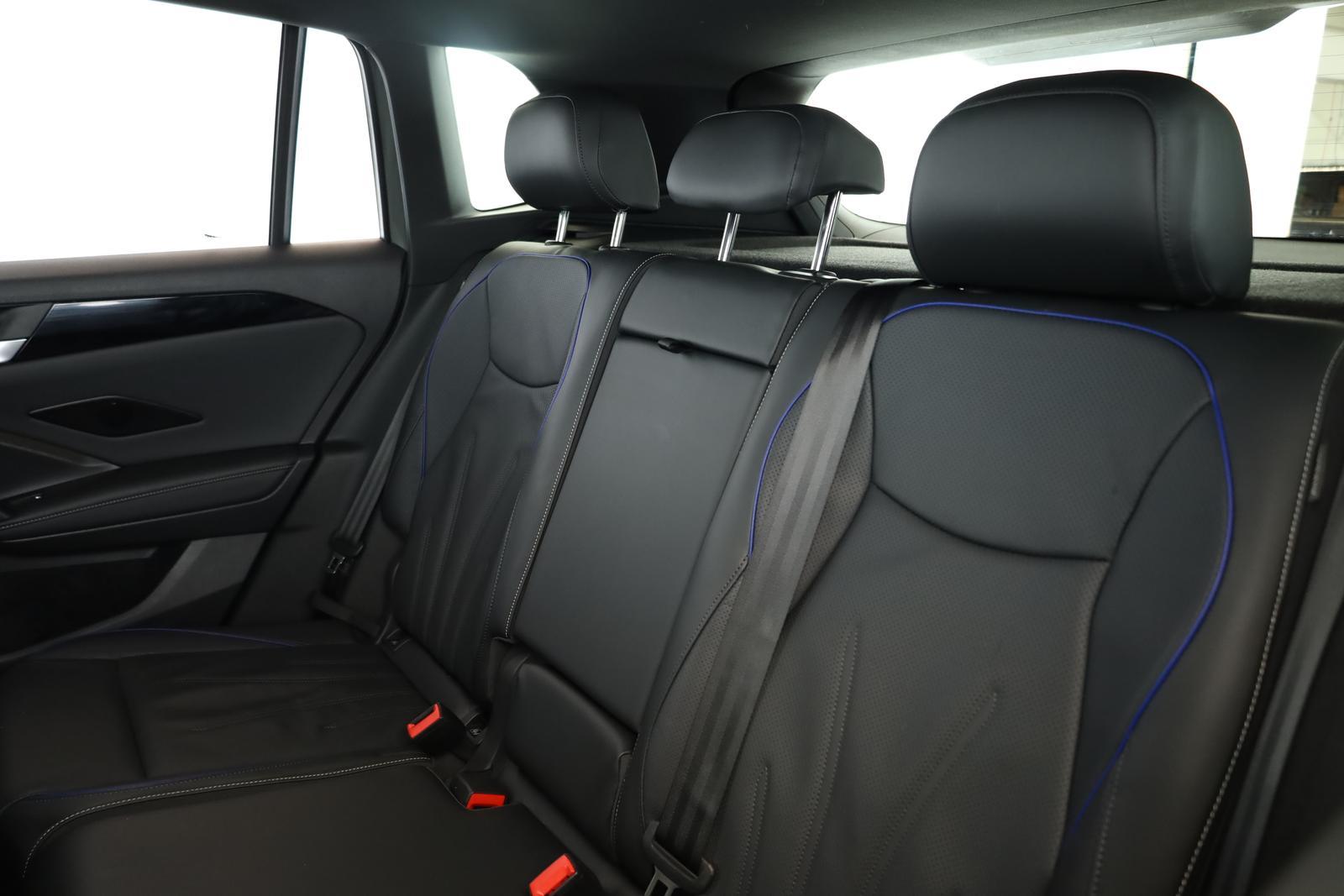 Volkswagen Tiguan 2.0 TSI DSG IQ.Drive R-Line