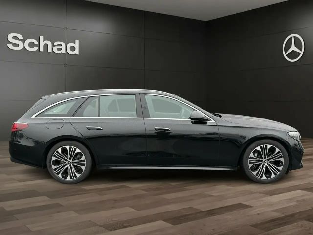Mercedes-Benz E 300 AVANTGARDE E 300 e