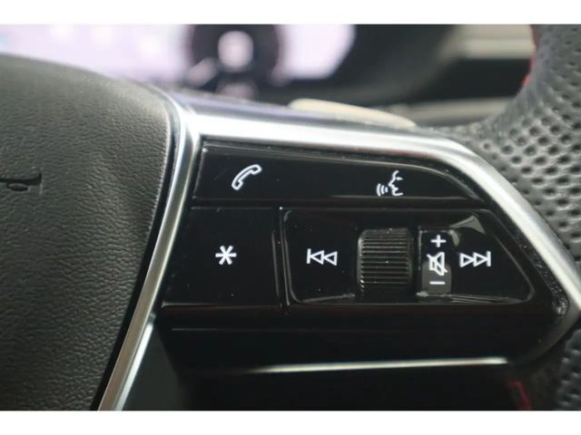 Audi Q8 Quattro S-Line Sportback