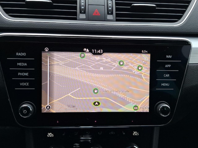 Skoda Superb 2.0 TDI Ambition Combi