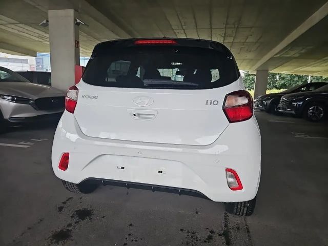 Hyundai i10 GO Plus 1,2 AMT a5bu3 Schwarzes Dach