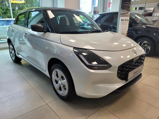 Suzuki Swift AllGrip Comfort DualJet Hybrid