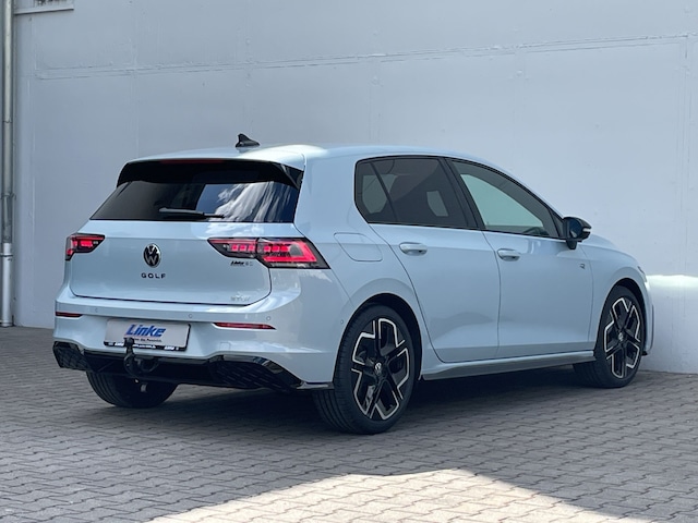 Volkswagen Golf 1.5 eTSI DSG Golf VIII R-Line