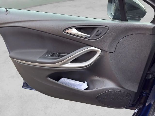 Opel Astra 1.2 Turbo Edition