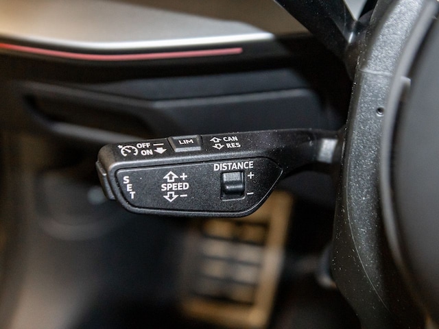 Audi RS3 Quattro S-Tronic Sedan