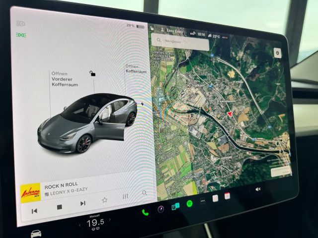 Tesla Model 3 Performance