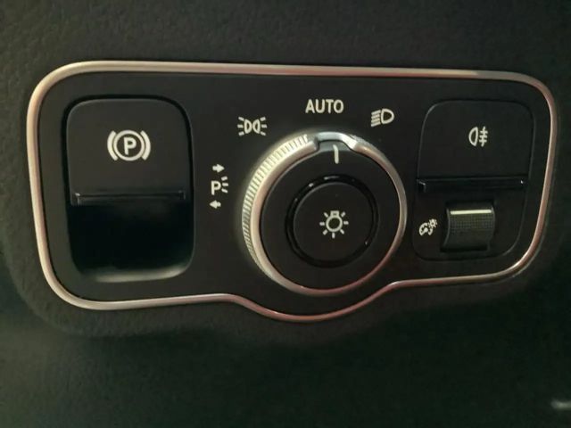 Mercedes-Benz B 220 4MATIC Progressive