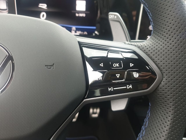 Volkswagen Golf 2.0 TSI DSG IQ.Drive