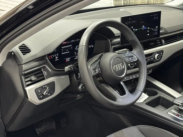 Audi A4 35 TFSI Avant S-Tronic