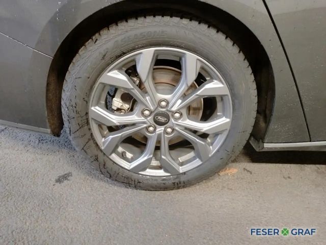 Ford Focus EcoBoost ST Line Wagon