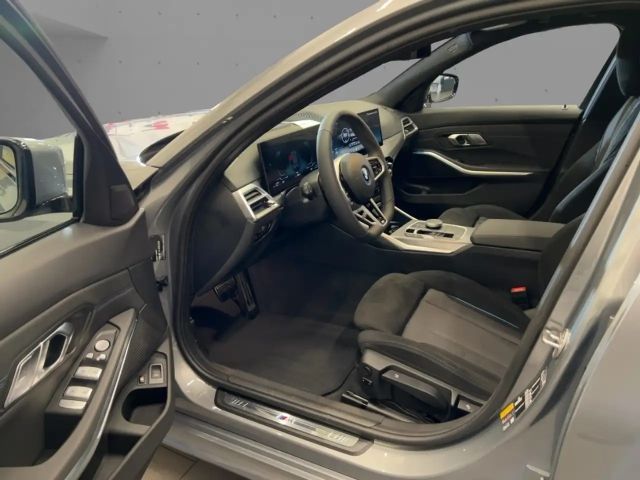 BMW 330 330e M-Sport Touring