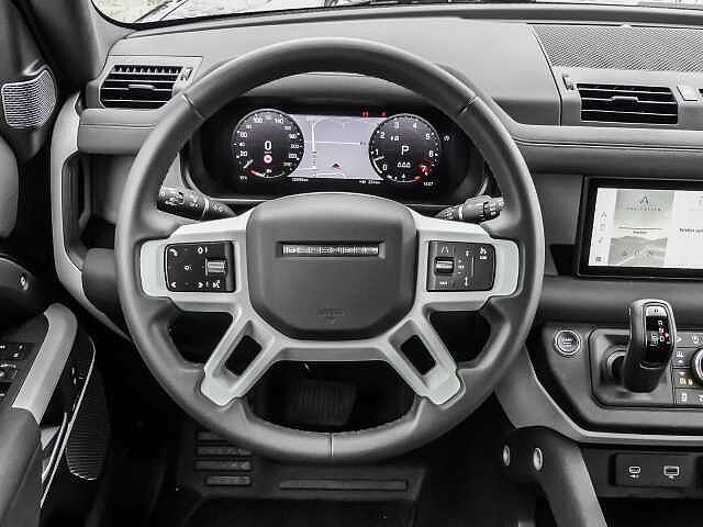 Land Rover Defender 110 Dynamic SE