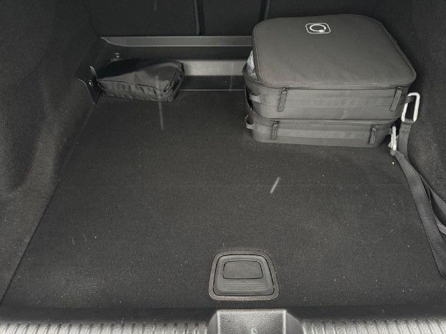 Mercedes-Benz EQE 350 Sedan