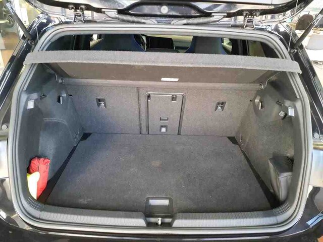 Volkswagen Golf R-Performance- Akrapovic /Black/Matrix