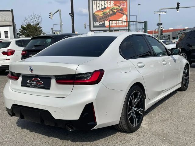 BMW 318 318d M-Sport Sedan