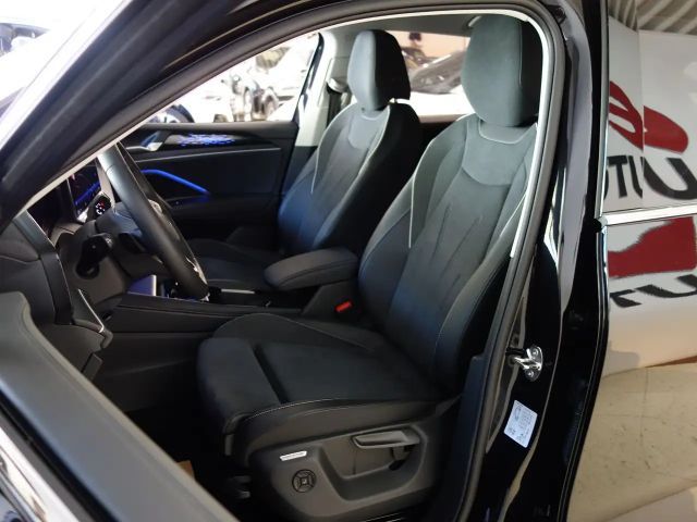 Volkswagen Tiguan DSG Elegance Elegance Sport