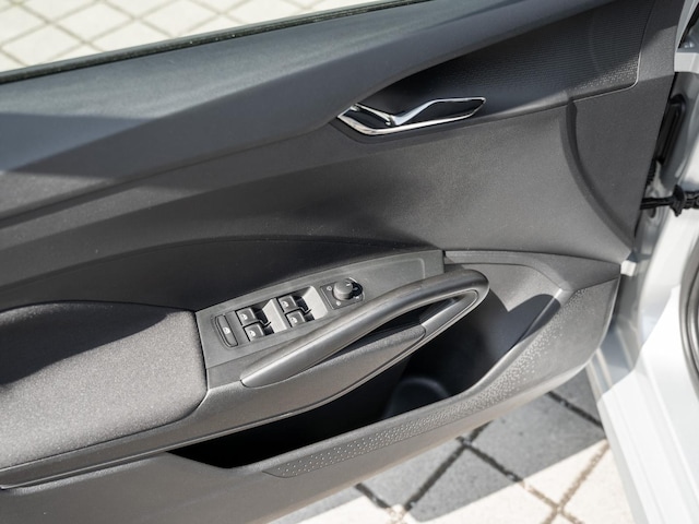 Skoda Fabia 1.0 MPI 5-GANG SpurH SoundSys