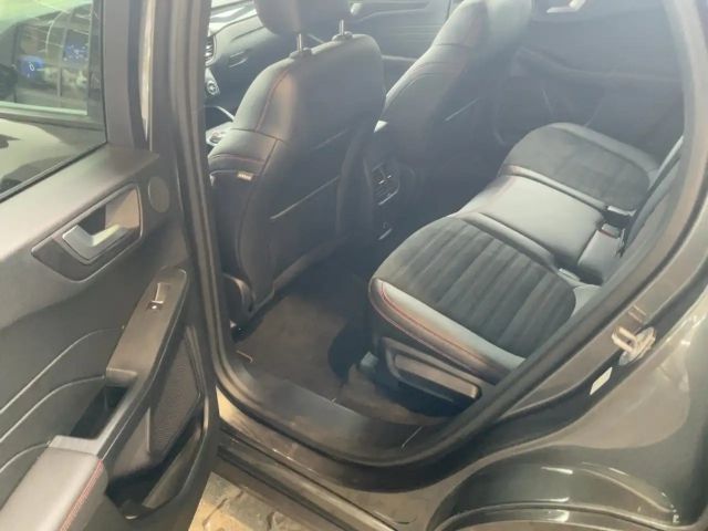 Ford Kuga Plug in Hybrid ST Line X