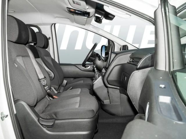 Hyundai Staria Trend