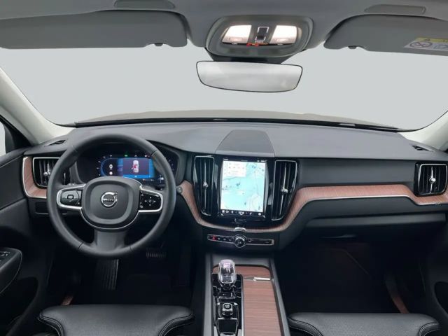 Volvo XC60 Dark Plus