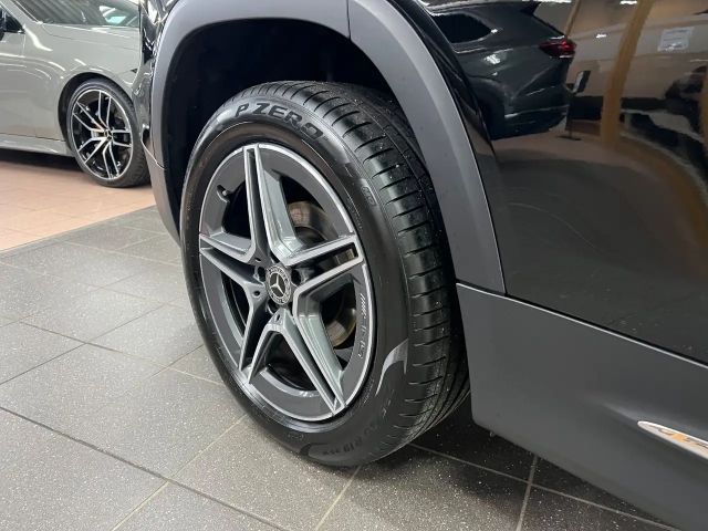 Mercedes-Benz GLB 200 AMG Line GLB 200 d