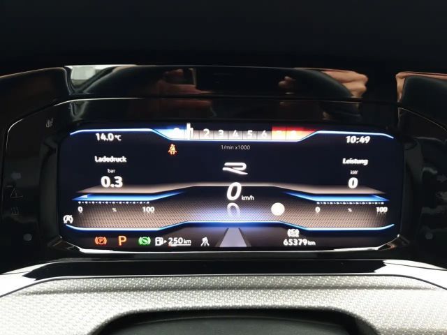 Volkswagen Golf IQ.Drive