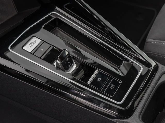 Volkswagen Golf 2.0 TDI DSG Style Variant