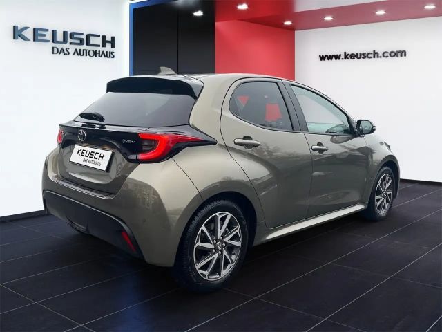 Toyota Yaris Active Hatchback Hybride