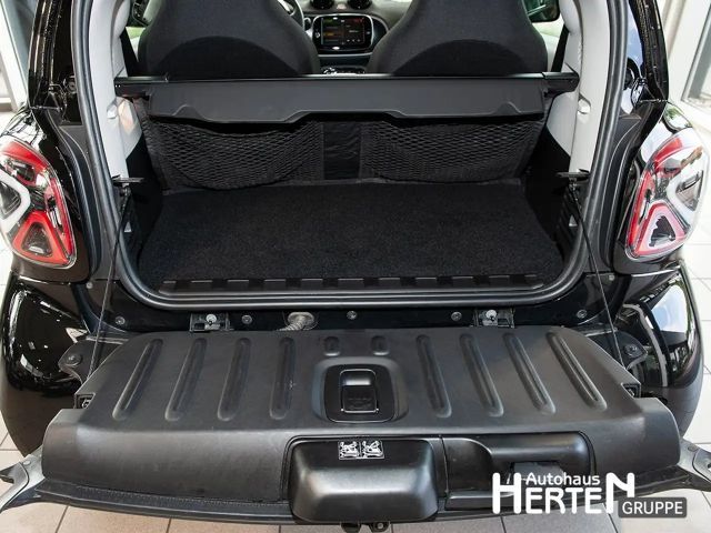 Smart EQ fortwo EQ fortwo+EXCLUSIVE-P.+WINTER-P.+LED+R-KAMERA+