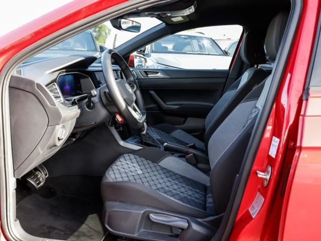 Volkswagen Polo DSG R-Line