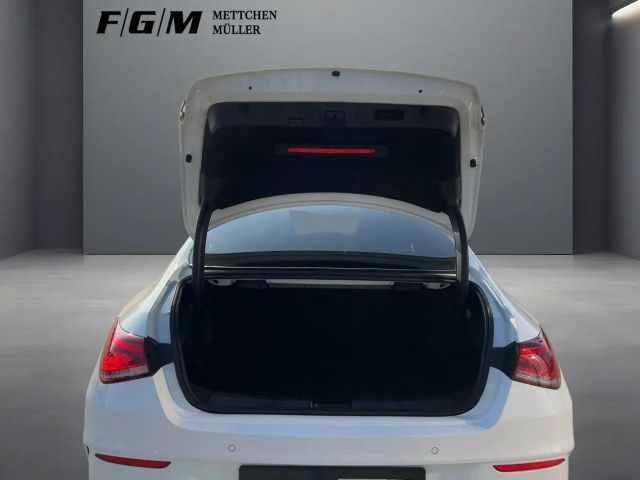 Mercedes-Benz CLA 220 AMG Line CLA 220 d Coupé