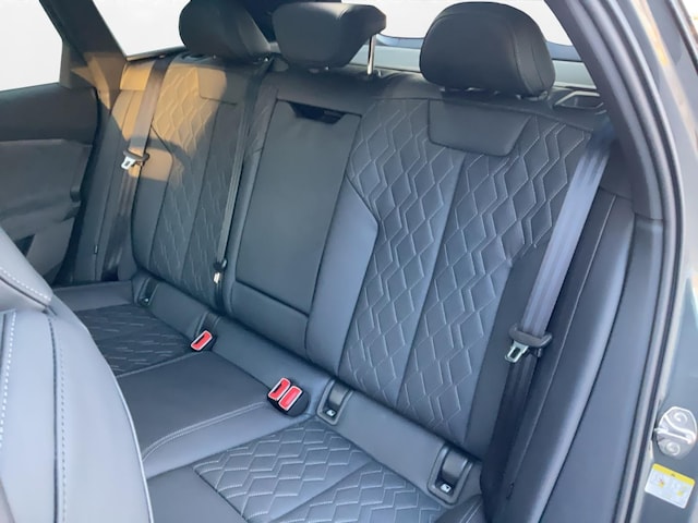 Audi A6 e-tron Avant Quattro