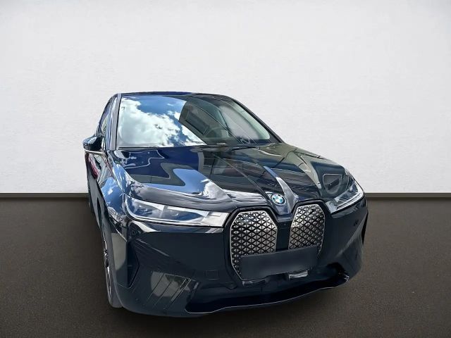 BMW iX xDrive40