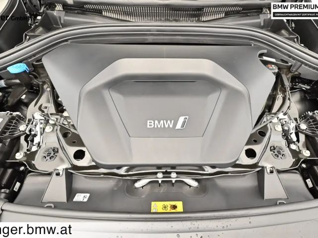 BMW iX1 xDrive30