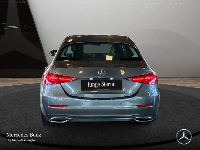 Mercedes-Benz C 180 AVANTGARDE Sedan