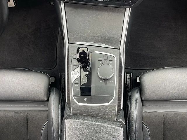 BMW 330 330e M-Sport Touring xDrive