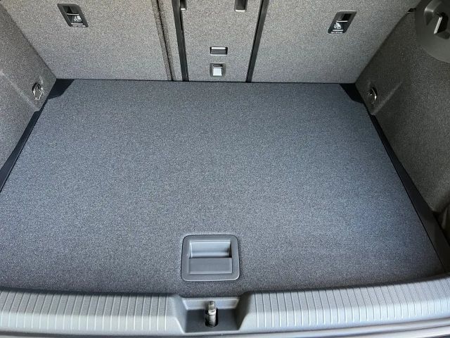 Volkswagen Golf DSG GTI Style