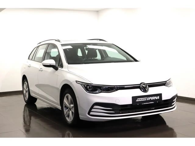 Volkswagen Golf 1.5 eTSI Golf VIII Life Variant