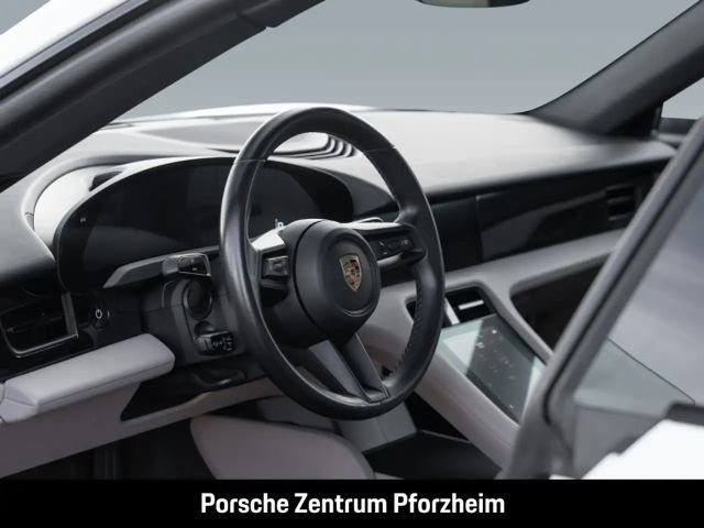 Porsche Taycan InnoDrive Luftfederung Rückfahrkamera