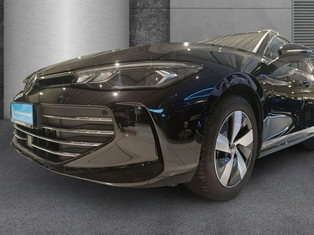 Volkswagen Passat 1.5 eTSI DSG Variant