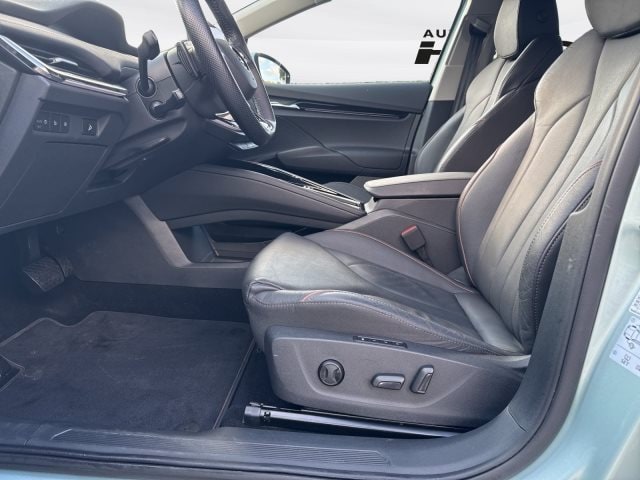 Skoda Enyaq Suite