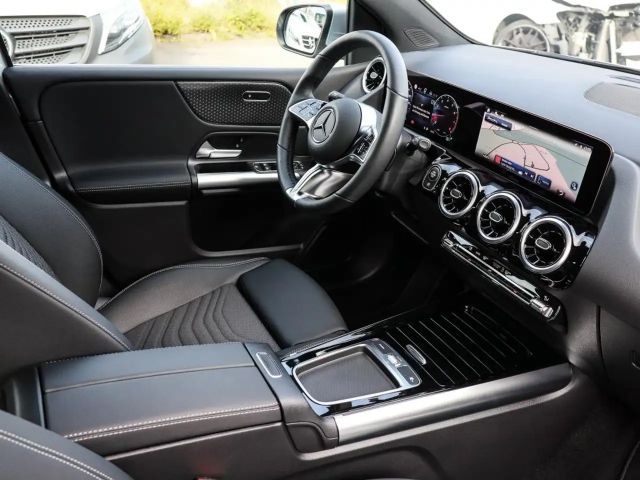 Mercedes-Benz B 200 Progressive