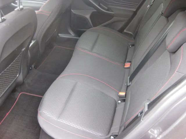 Ford Focus EcoBoost ST Line Wagon