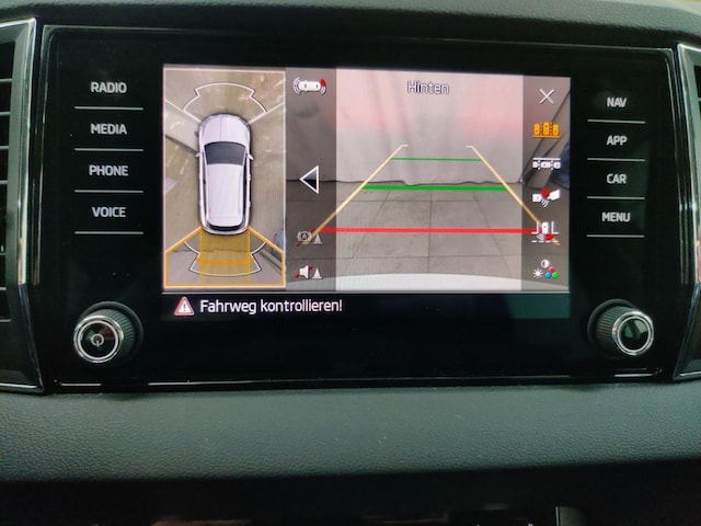 Skoda Karoq 1.5 TSI Lounge Tour