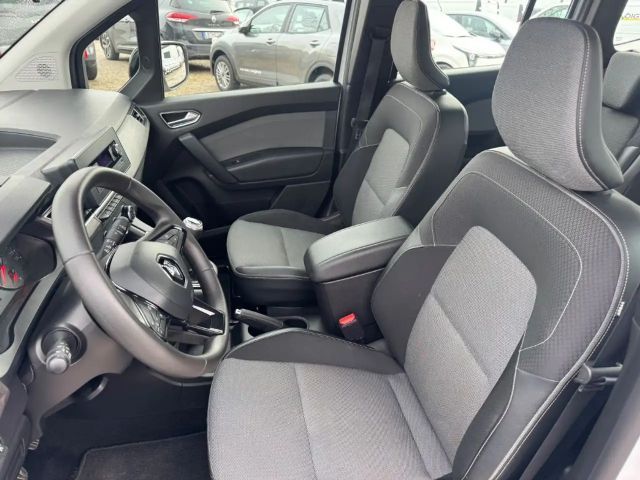 Renault Kangoo TCe 100