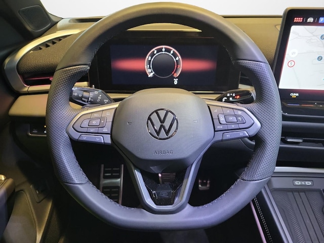 Volkswagen T-Roc 1.5 eTSI DSG R-Line