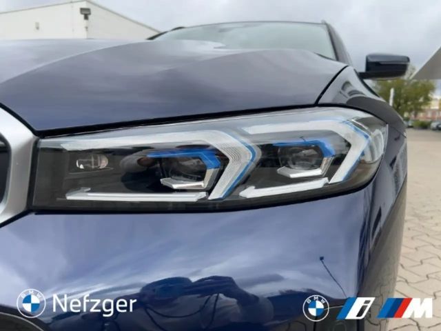 BMW 320 320d M-Sport Touring xDrive