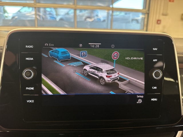 Volkswagen T-Roc 1.5 TSI DSG R-Line