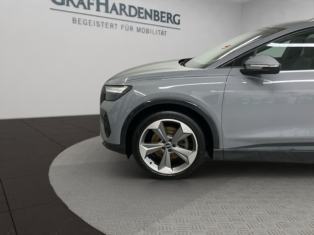 Audi Q4 e-tron Quattro